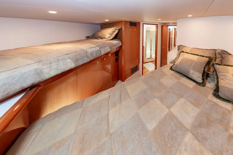 Timeless Yacht Photos Pics 