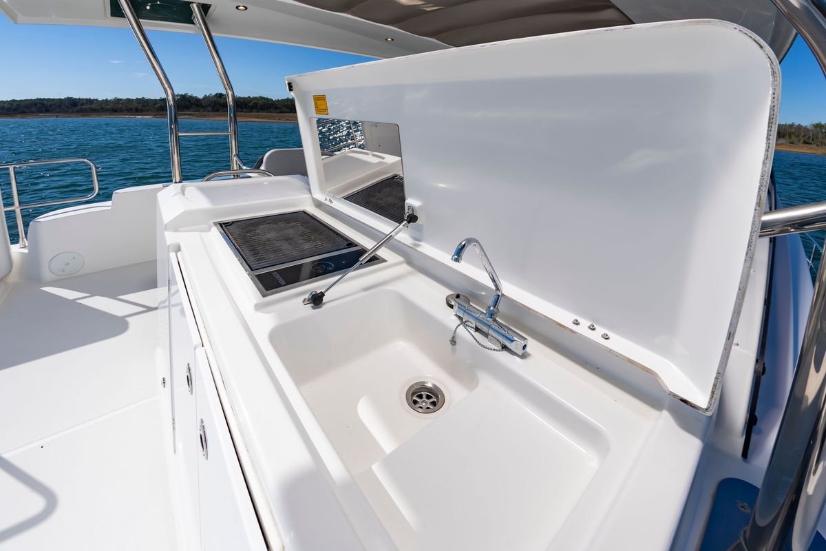 2022 Beneteau 48 