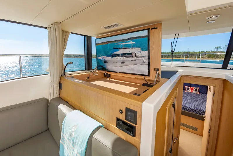 Sweetest Southern Comfort Yacht Photos Pics 