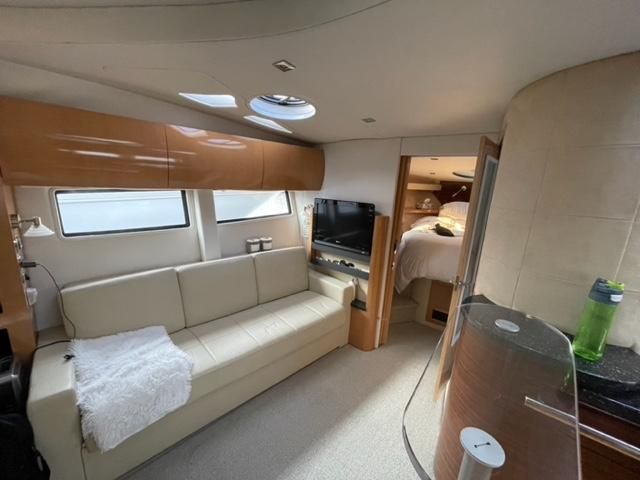 2010 Four Winns 43 