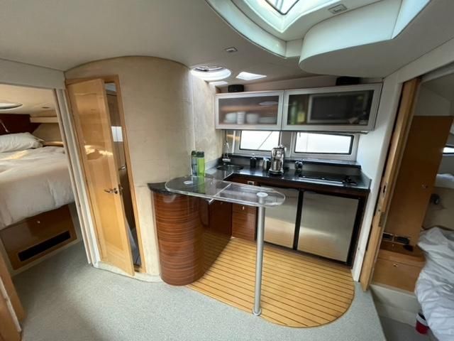 2010 Four Winns 43 