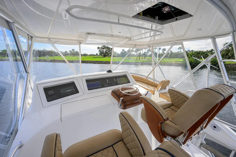 G&g Yacht Photos Pics Viking 46 G&G - Exterior Flybridge