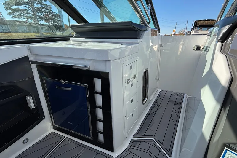  Yacht Photos Pics 2023 Monterey 385SS Super Sport interior with sleek cabinetry and modern design.