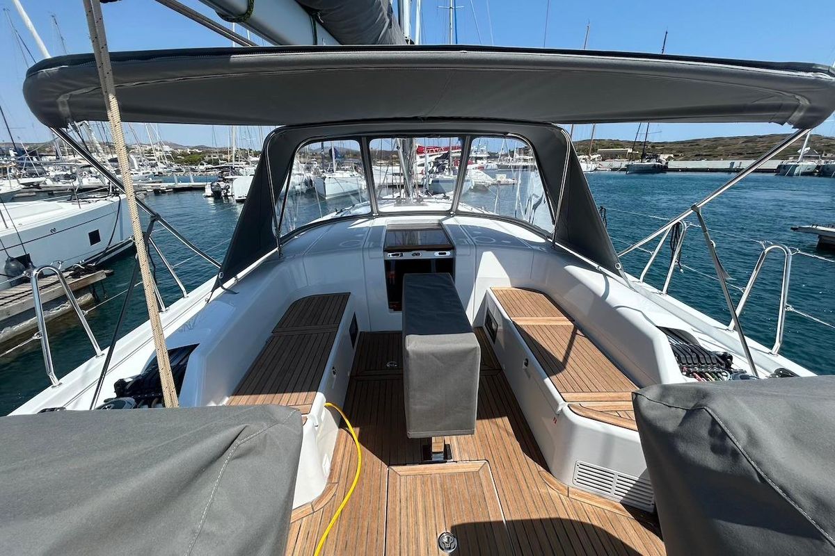2024 Beneteau 46 