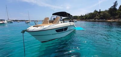 2022 Quicksilver Activ 805 Sundeck