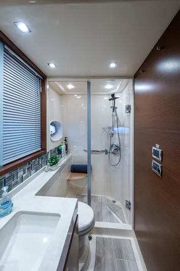 Sea N Starrs Yacht Photos Pics 