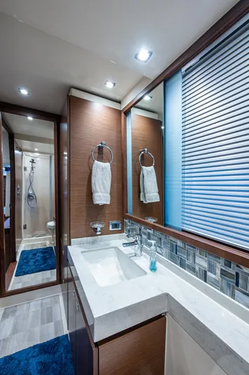 Sea N Starrs Yacht Photos Pics 