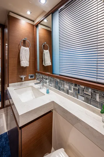 Sea N Starrs Yacht Photos Pics 