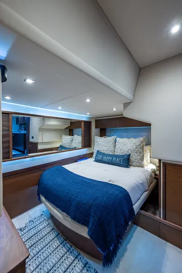 Sea N Starrs Yacht Photos Pics 