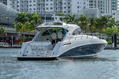 Yacht