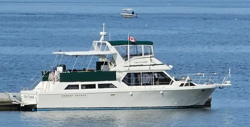 Safe N Sound Yacht Photos Pics 