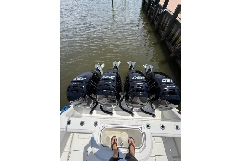  Yacht Photos Pics 2018 Invincible 42 Open Fisherman with four Yamaha 350 engines at dock.