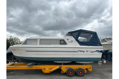 2005 Viking 23 Narrowbeam