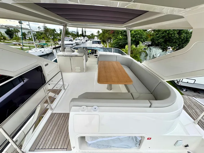 Self Made Yacht Photos Pics FlyBridge Area Looking Forward