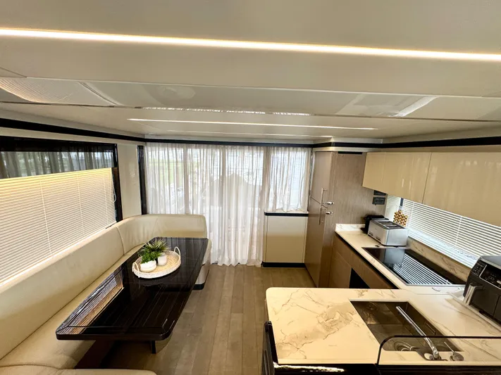 Self Made Yacht Photos Pics Galley / Dinette Looking Aft