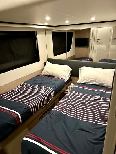 Self Made Yacht Photos Pics Guest StateRoom