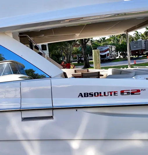 Self Made Yacht Photos Pics Side Access Doors - Closed