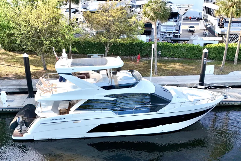 Self Made Yacht Photos Pics 2023 Absolute 62 Fly - Self Made