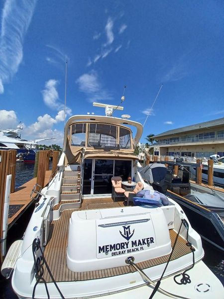 2003 Sea Ray 450 Express Bridge