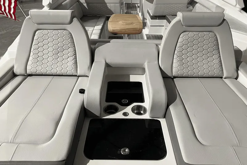  Yacht Photos Pics 2024 Sea Ray SDX 290 boat interior with luxurious seating and modern design.