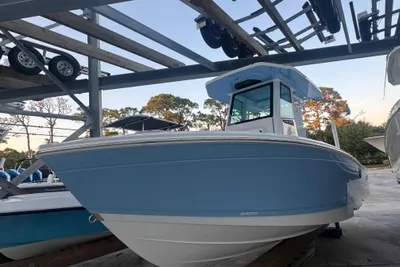 Blackfin 242 HB