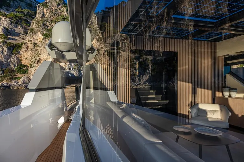 Sherpa 80 Xl Yacht Photos Pics 