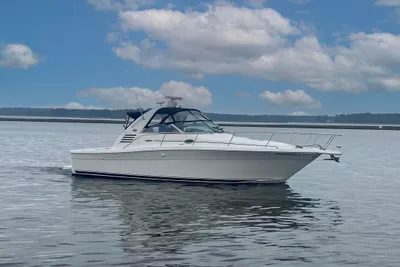 Sea Ray 340 Amberjack