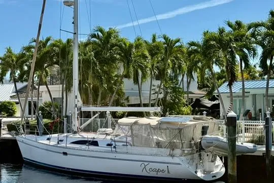 X Cape Yacht Photos Pics 