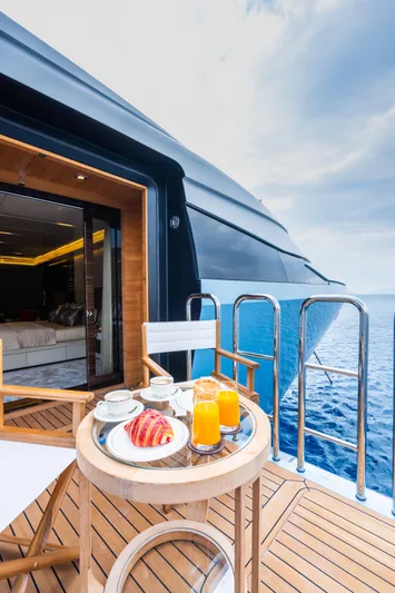 Zig Zag Ocean Yacht Photos Pics Admiral Regale 45 - Master Balcony Outside View 2