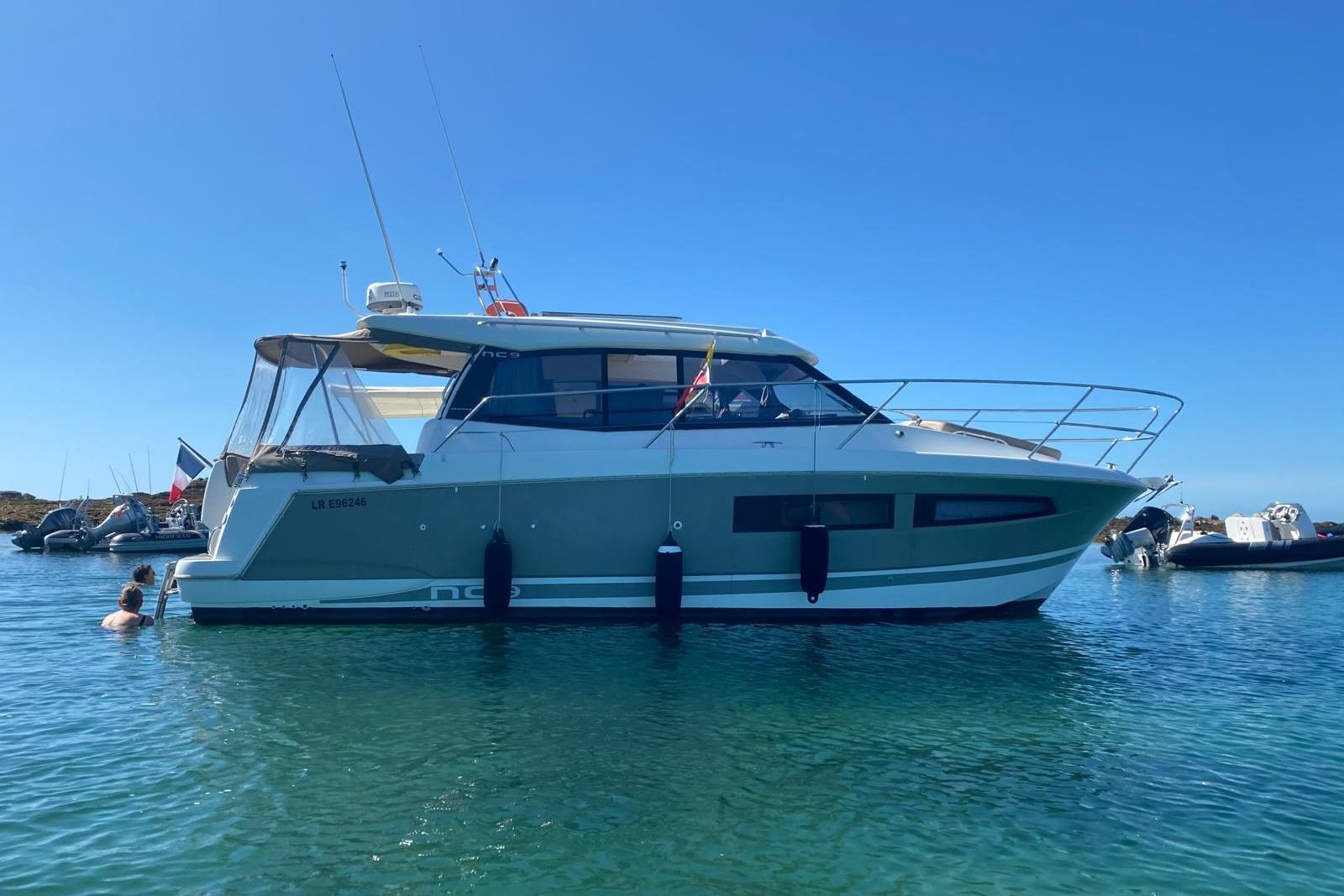 2014 Jeanneau NC 9