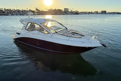 Sea Ray Sundancer 350 Coupe