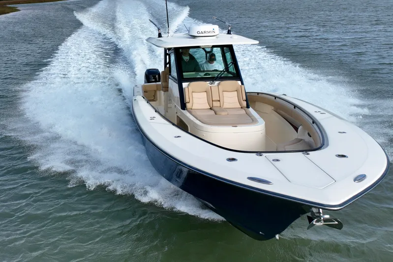 Reel Outlaw Yacht Photos Pics 