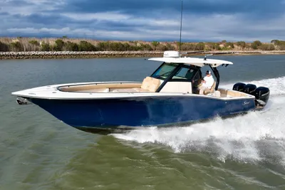 2022 Scout 355 LXF