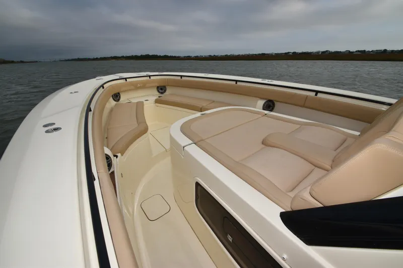 Reel Outlaw Yacht Photos Pics 