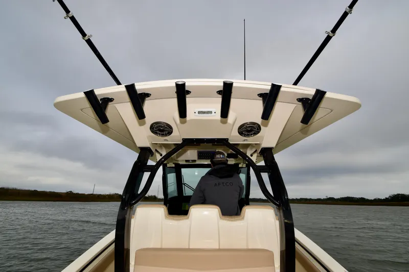 Reel Outlaw Yacht Photos Pics 