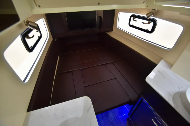 Reel Outlaw Yacht Photos Pics 