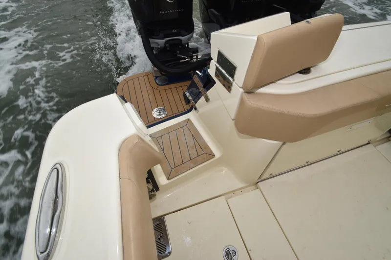 Reel Outlaw Yacht Photos Pics 