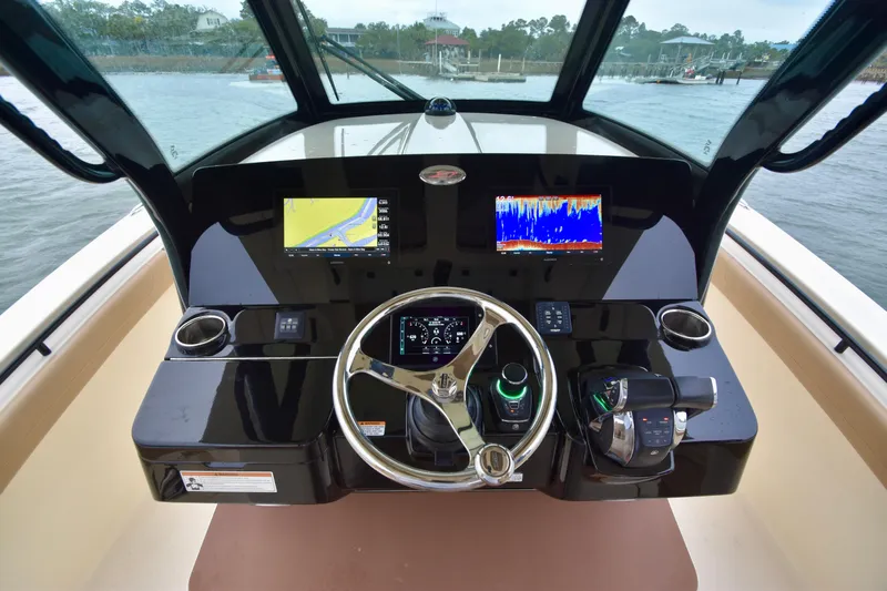 Reel Outlaw Yacht Photos Pics 