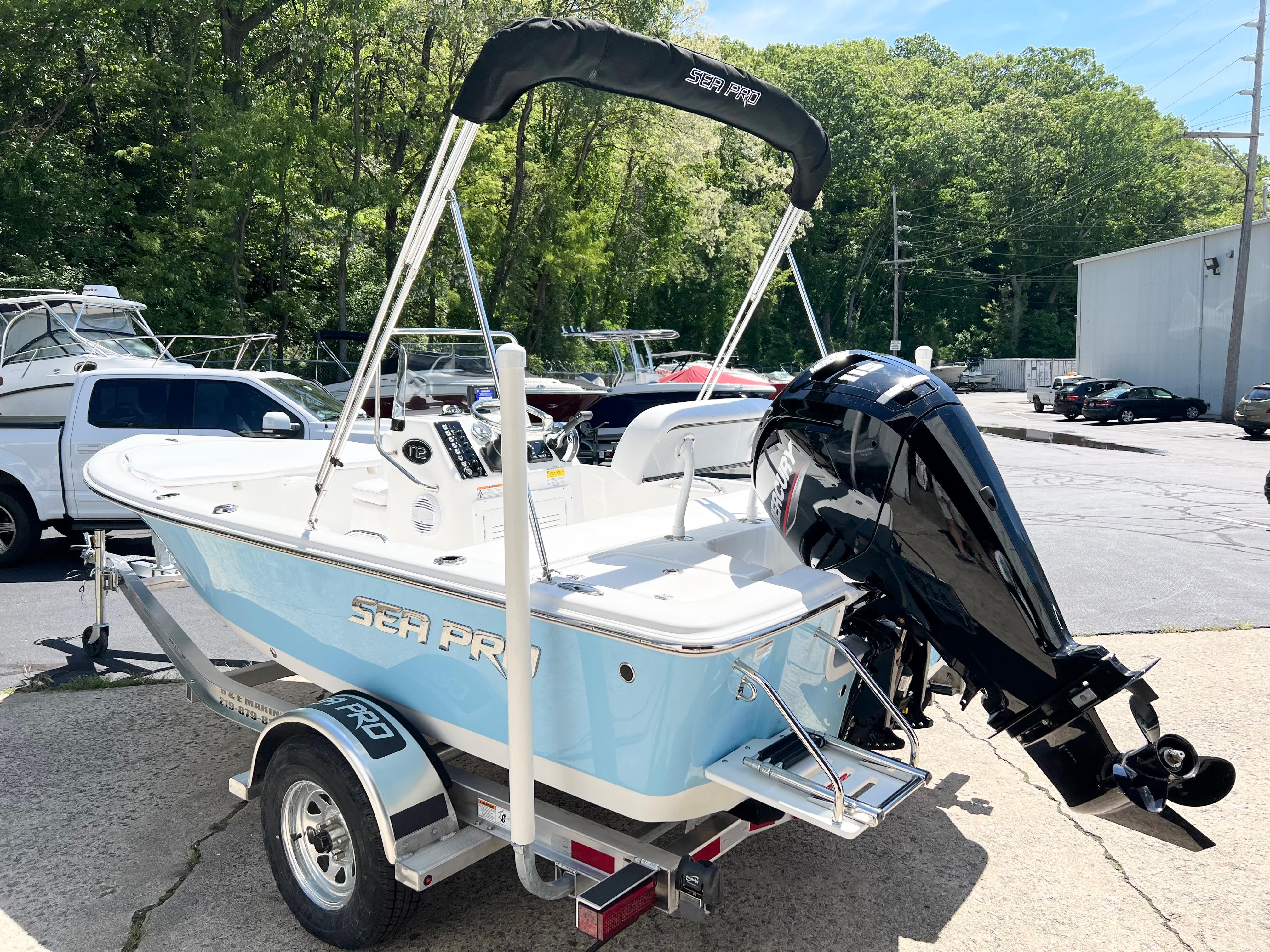 2022 Sea Pro 172 Bay 115 HP with TRAILER