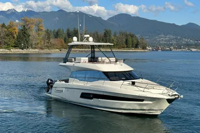 Prestige 460