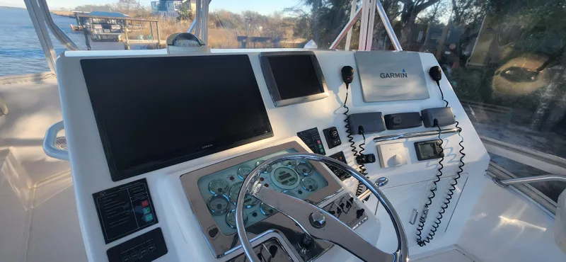 Laura K Yacht Photos Pics 