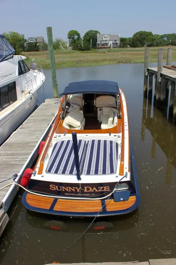 Sunny Daze Yacht Photos Pics 