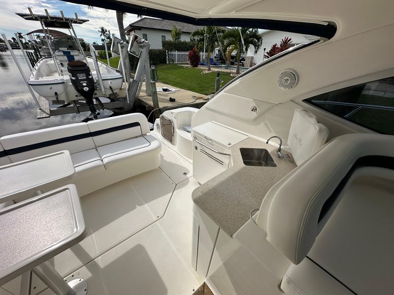 2010 Sea Ray 470 Sundancer