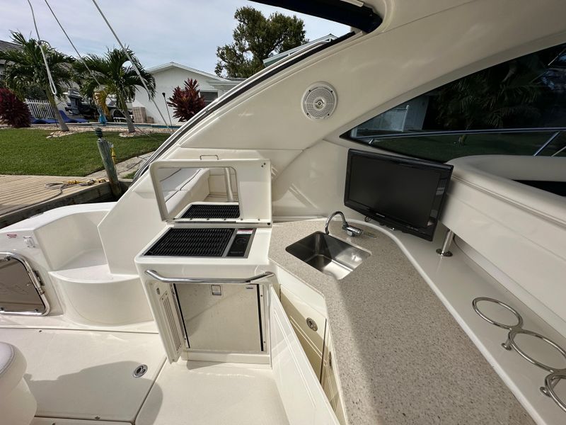 2010 Sea Ray 470 Sundancer