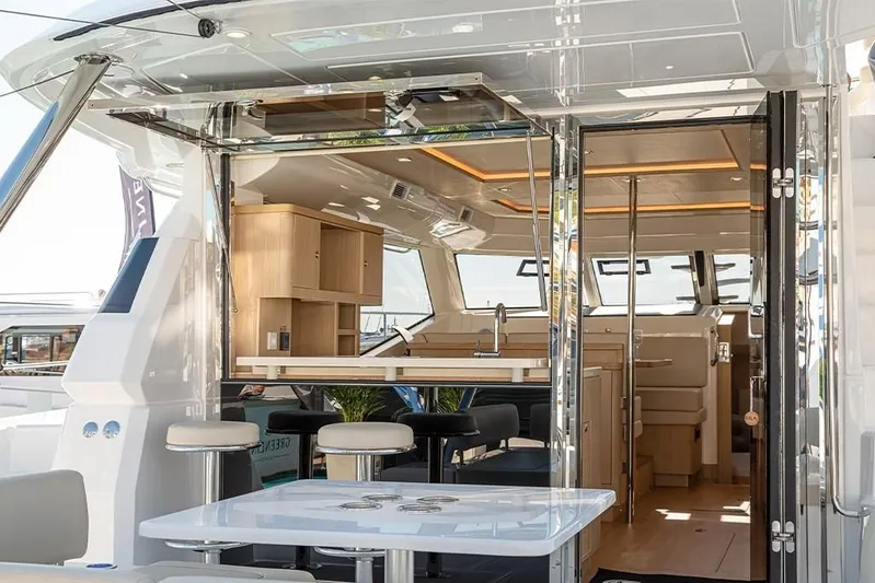  Yacht Photos Pics 2023-Aquila-44-Yacht-MarineMax