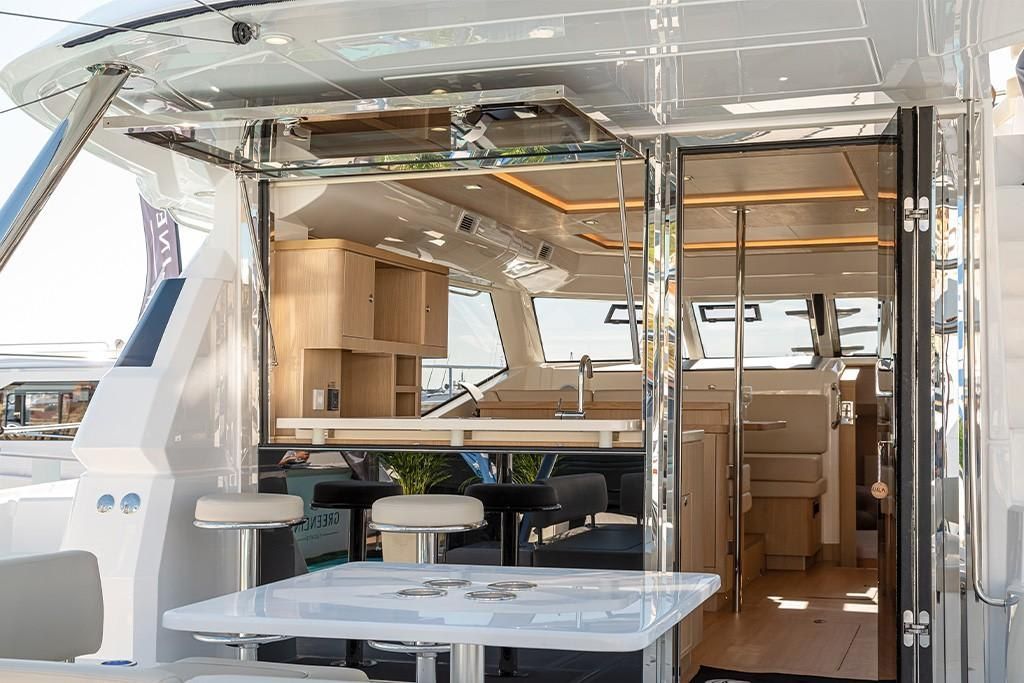 2024 Aquila 44 
