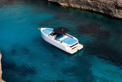 2025 De Antonio Yachts D29