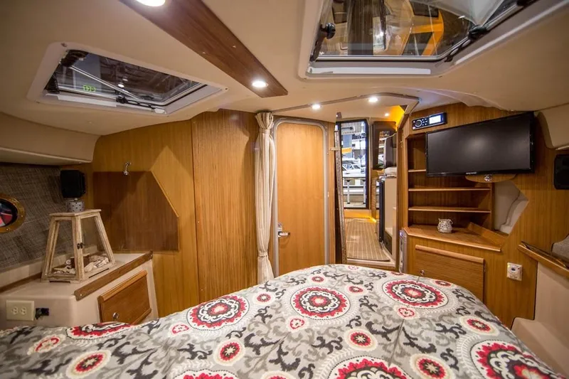 Beach House Yacht Photos Pics Manufacturer Provided Image