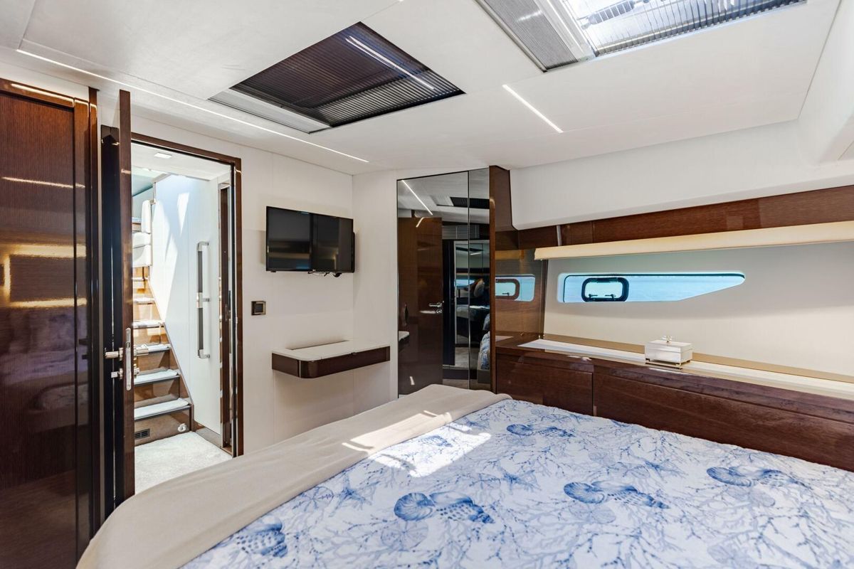 2019 Prestige 59 