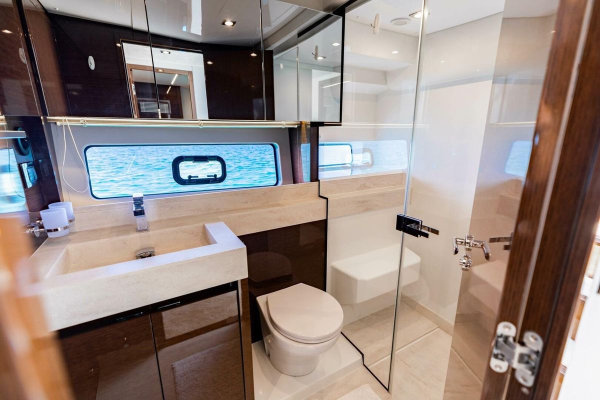2019 Prestige 59 